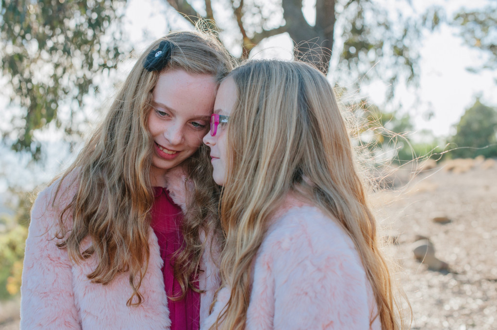 Kelsey Gerhard Photo - Pretty, pink, golden light tween session in Ventura, California.